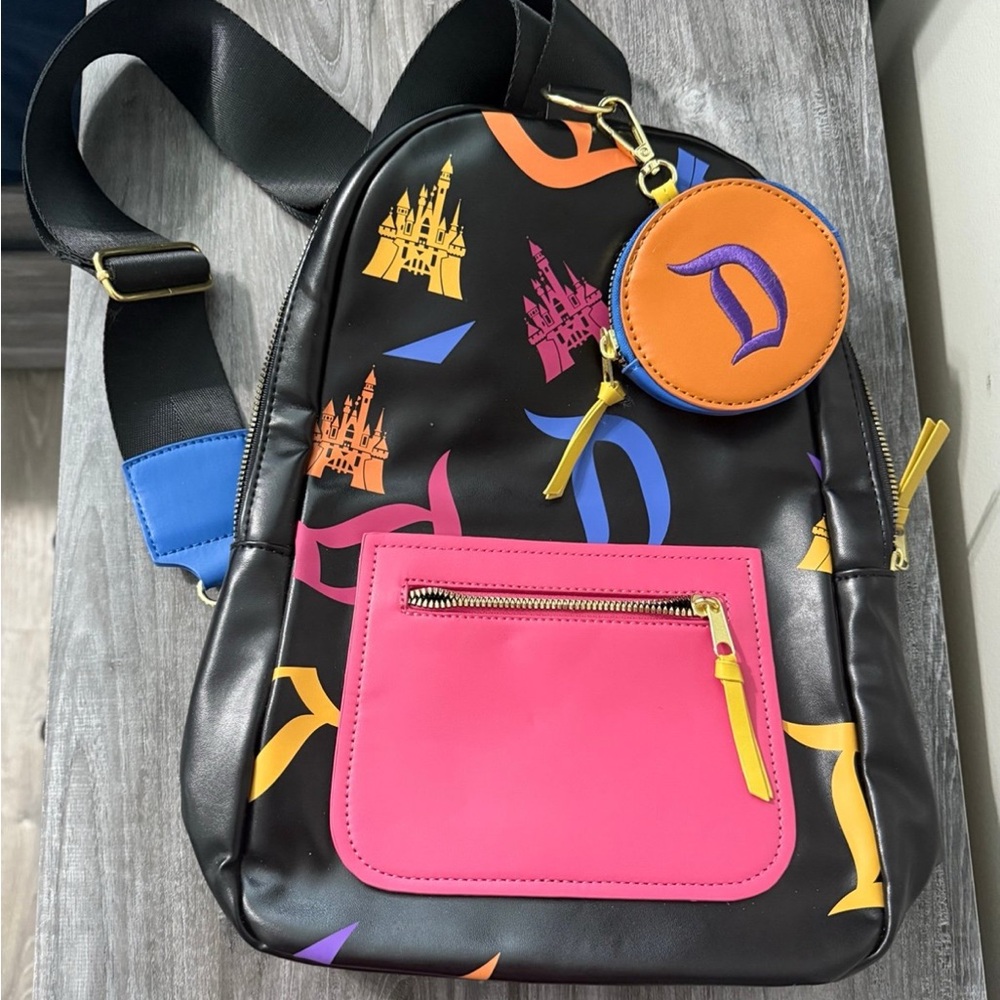 Disney Parks 2024 Disneyland Sling Bag W/Change Purse NWT